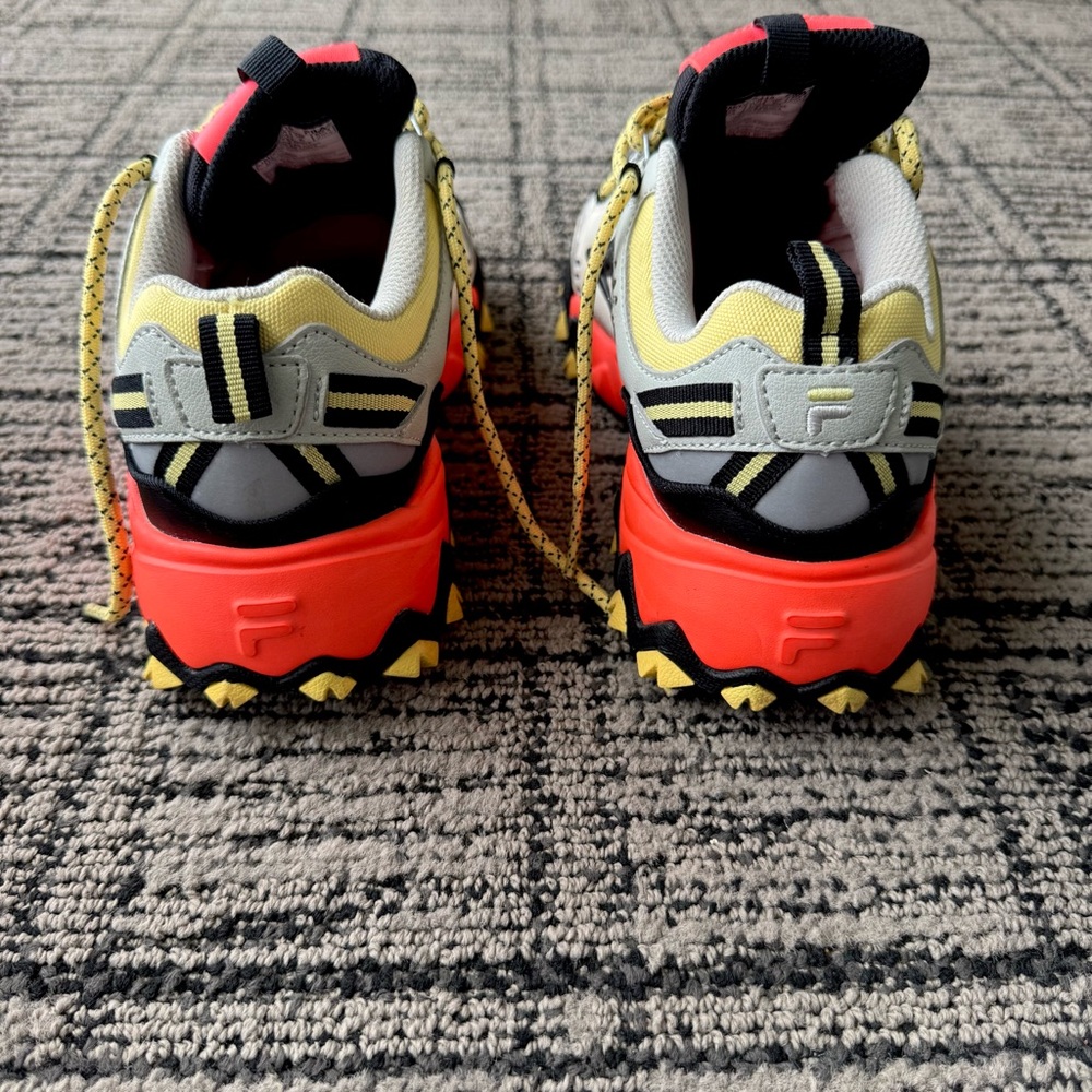 Fila Oakmont TR Trail Sneaker - Picture 6 of 11